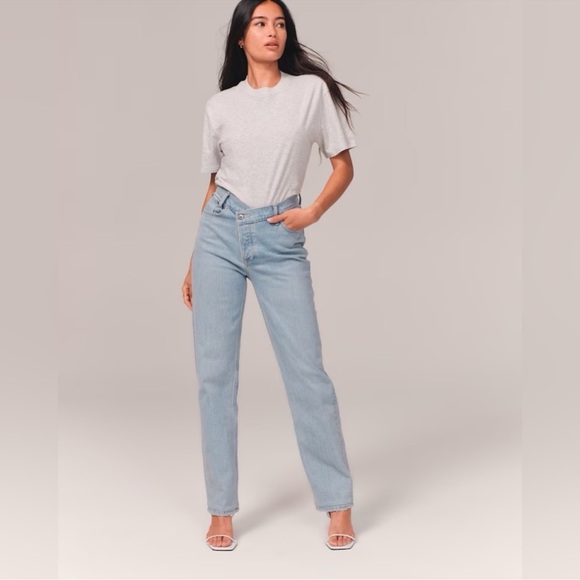 Abercrombie & Fitch Cross Button Dad Jeans - Picture 1 of 6